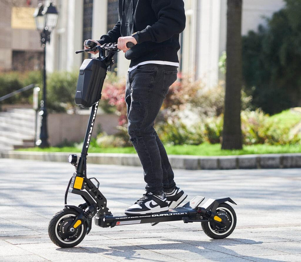 "Trottinette électrique WeeBot"